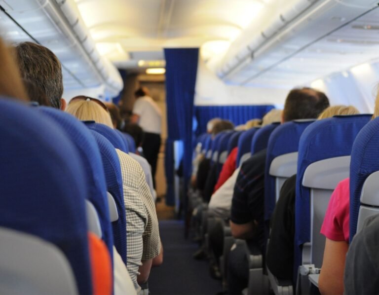 traveling with toddlers- picture inside of a plane