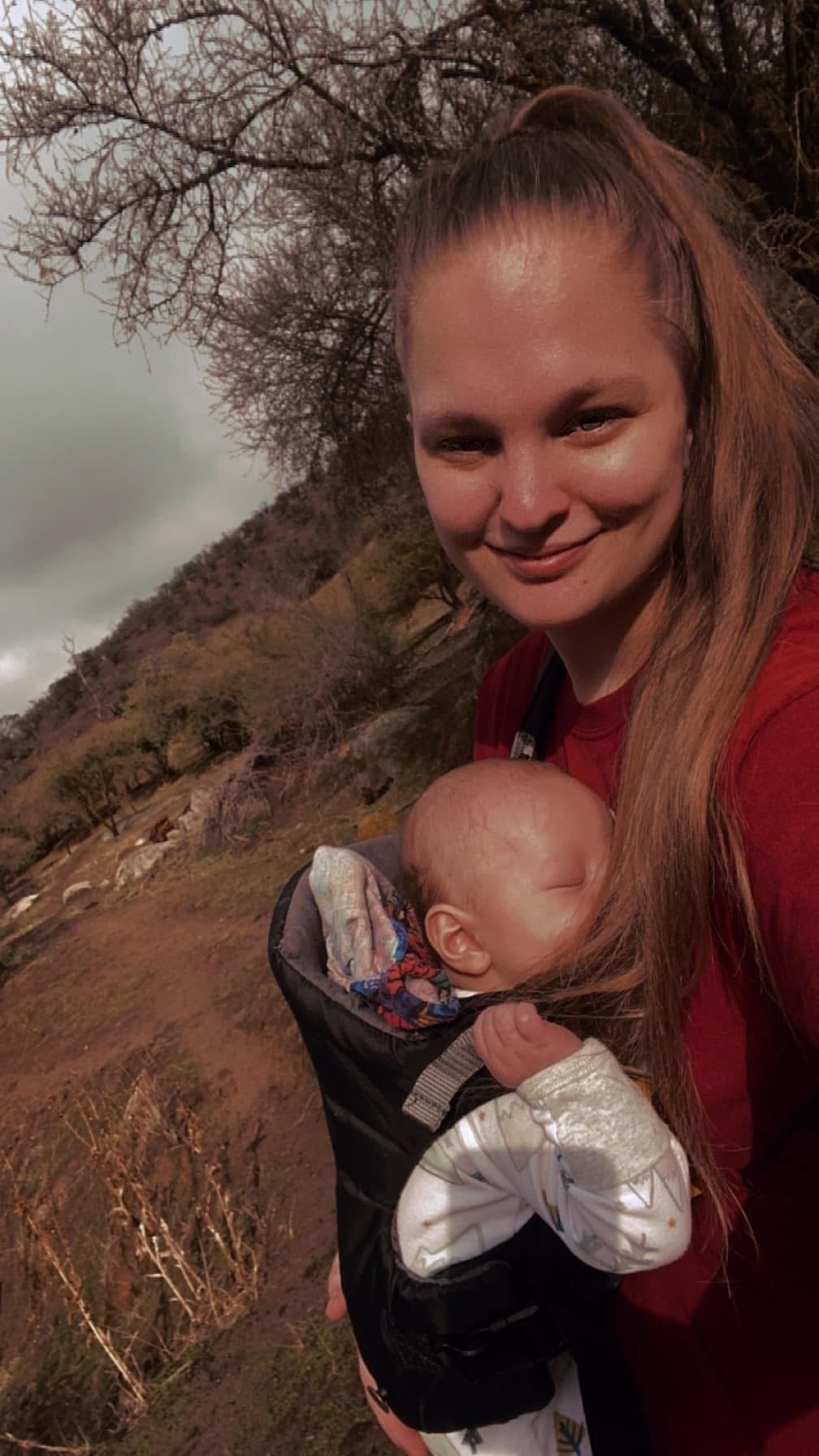 mom baby wearing on a hike